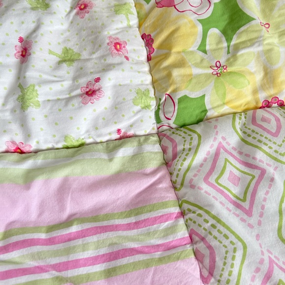 Pottery Barn bumper and Comforter - Picture 9 of 9